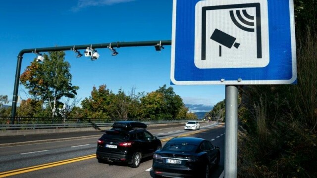 Regjeringen foreslår et klimamål for 2035 der utslippene skal reduseres med minst 70–75 prosent sammenlignet med utslippsnivået i referanseåret 1990. Skal vi få til det, må vi ikke ødelegge et av tiltakene som virkelig får ned klimautslippene, nemlig å skifte ut en forurensende bilpark, skriver Christina Bu.
