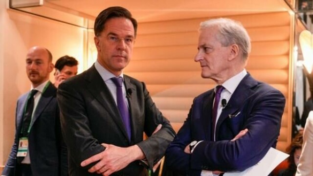 Neste uke kommer Nato-sjef Mark Rutte til Norge. Bildet er tatt på sikkerhetskonferansen i München i fjor da Rutte var statsminister i Nederland.