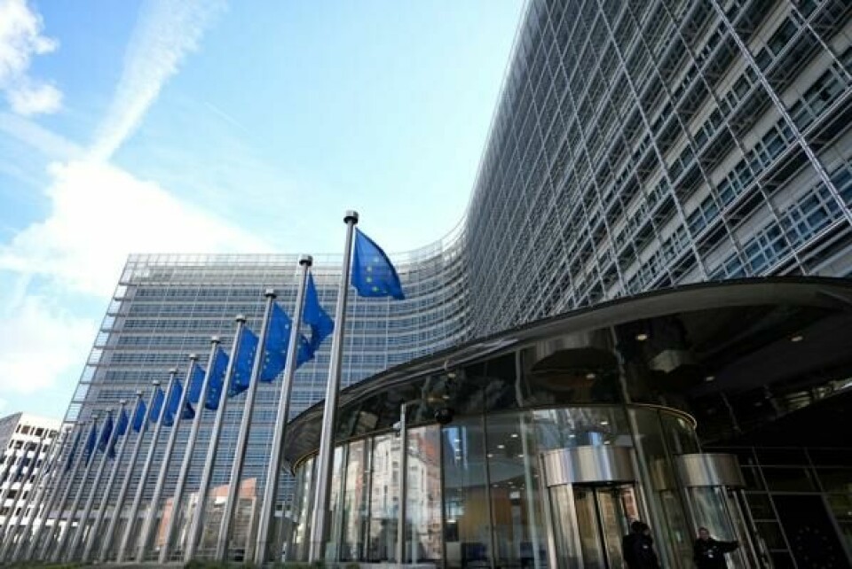 EU-kommisjonen gir teknologigigantene 60 dager til å betale milliardbøtene før selskapene risikerer å måtte betale enda mer. EU-kommisjonen gir teknologigigantene 60 dager til å betale milliardbøtene før selskapene risikerer å måtte betale enda mer. Foto: Virginia Mayo / AP / NTB