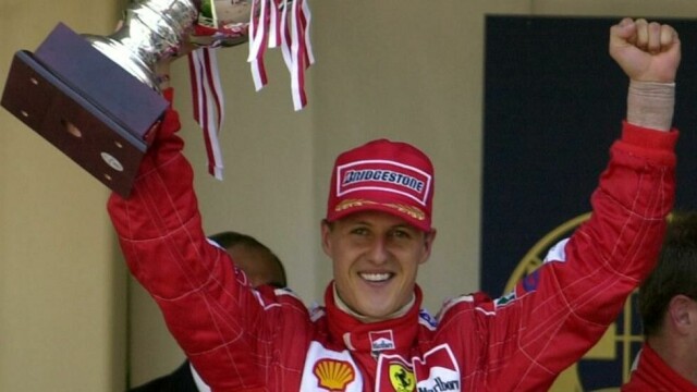 Michael Schumacher etter seieren i Monaco i 2001.