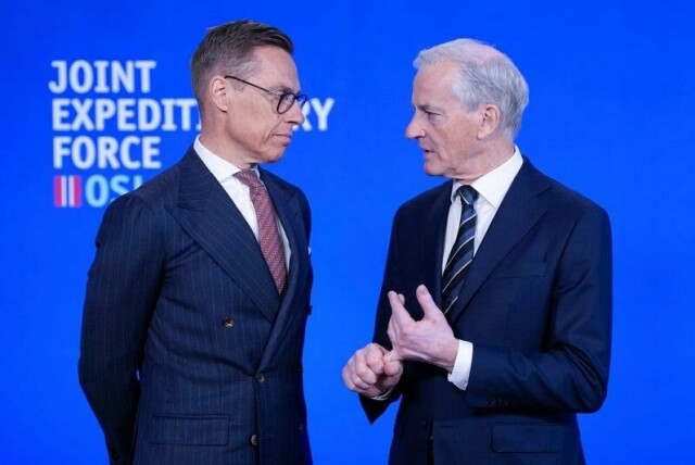 Finlands president Alexander Stubb og statsminister Jonas Gahr Støre snakket torsdag med USAs president Donald Trump om fredsprosessen i Ukraina.