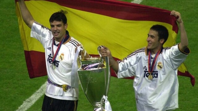 Fernando Morientes (t.v.) feiret CL-triumf med Raul Gonzalez.