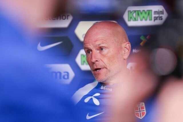 Ståle Solbakken møtte pressen søndag foran den kommende landslagssamlingen.