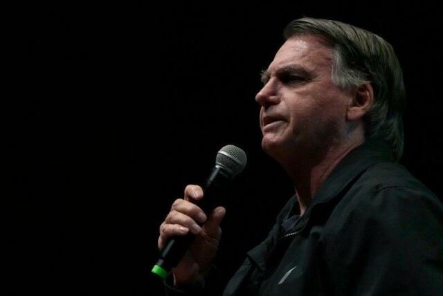 Brasils tidligere president Jair Bolsonaro er utskrevet fra sykehuset. Snart må han møte i retten, tiltalt for forsøk på statskupp.