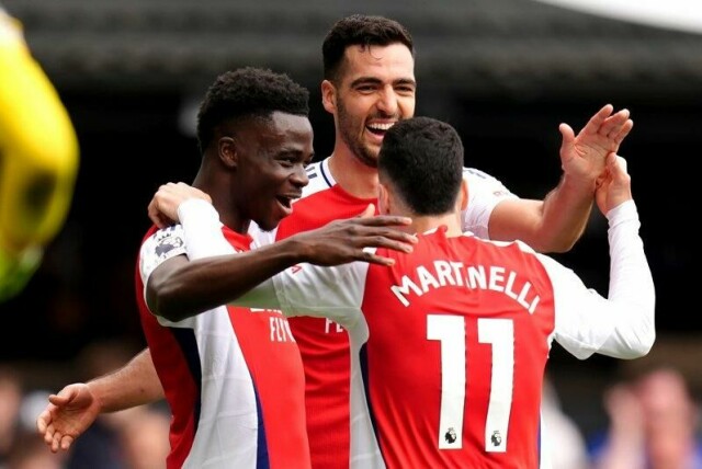 Arsenal lekte seg med Ipswich.