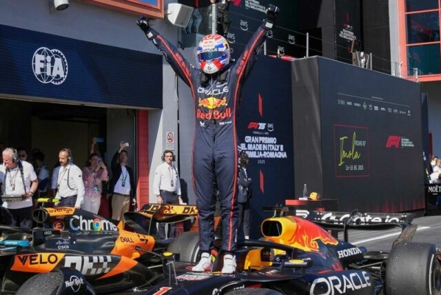 Max Verstappen slapp jubelen løs.