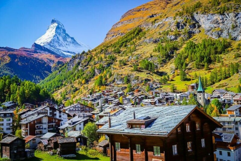 Zermatt er et eksempel på hvordan Sveits har tatt vare på sin opprinnelige arkitektur og landsbyenes personlighet. Zermatt er et eksempel på hvordan Sveits har tatt vare på sin opprinnelige arkitektur og landsbyenes personlighet. Foto: Shutterstock / NTB
