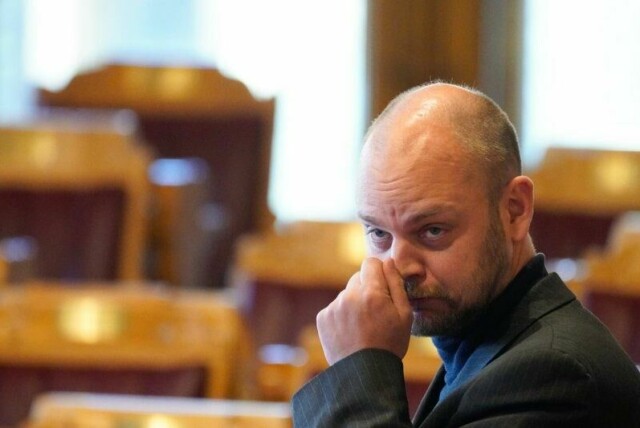 Gapet opp til fattigdomsgrensa er stadig for stort, sier Rødts Mimir Kristjansson om trygdeoppgjøret.