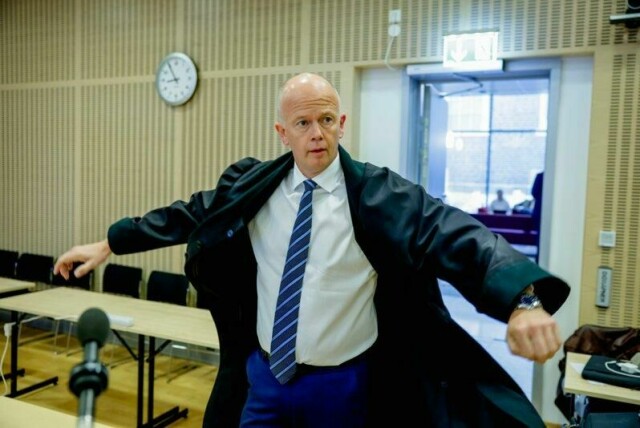 Advokat Svein Holden – Jan Helge Andersens forsvarer – la fredag ned påstand om full frifinnelse etter tiltalen for drap på Lena Sløgedal Paulsen i Baneheia.