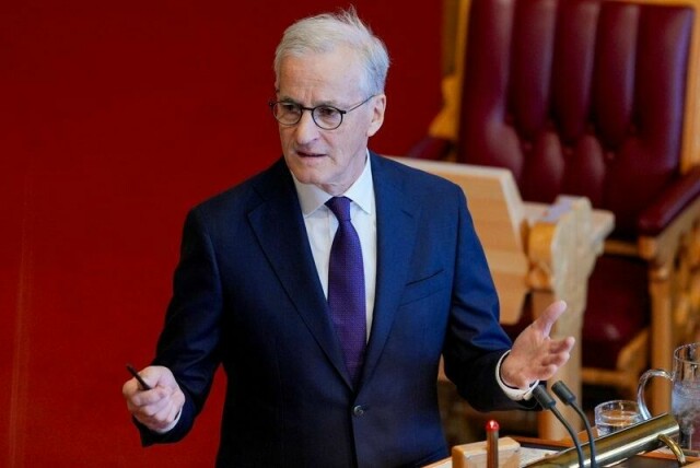 Statsminister Jonas Gahr Støre (Ap) avviser at Norge kan bli presset til å kjøpe amerikanske fregatter.