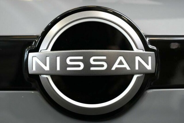 Kriserammede Nissan kutter ytterligere stillinger.