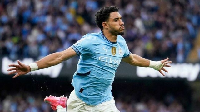Omar Marmoush jubler for sitt supermål i Manchester Citys 3-0-seier over Bournemouth.