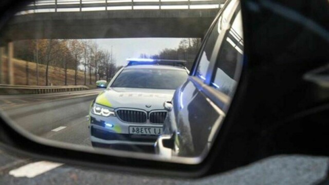 Regjeringen har sendt ut på høring et forslag som gir politiet anledning til å beslaglegge biler som har blitt brukt til ekstrem råkjøring. NAF stiller seg bak store deler av dette forslaget.