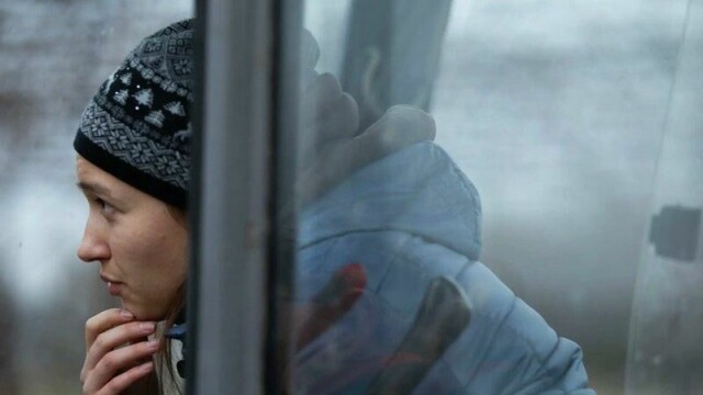 Tatjana Lazarenko (28) er utdannet sosialarbeider, men vil skifte jobb. Som gravemaskinfører kan hun både tjene mer penger og støtte opp om landets økonomi i en krigstid.