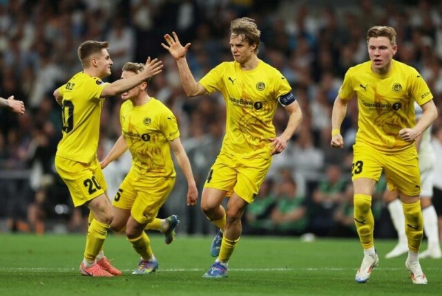 Ulrik Saltnes tente håpet om avansement med sin scoring mot Tottenham. Torsdag kommer storlaget til Aspmyra.
