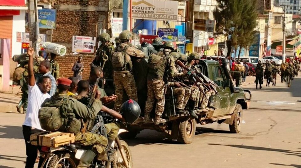 M23-opprørere tar seg inn i Bukavu øst i Kongo. Rundt tjue soldater fra Burundi skal ha blitt drept i kamper mot M23 i Øst-Kongo.