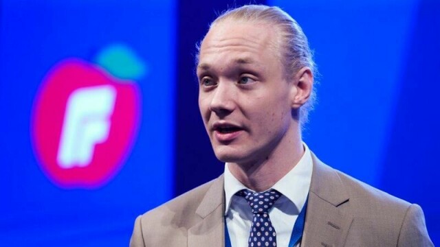 Simen Velle og Frp vil nå senke kostnadene for å ta førerkortet.