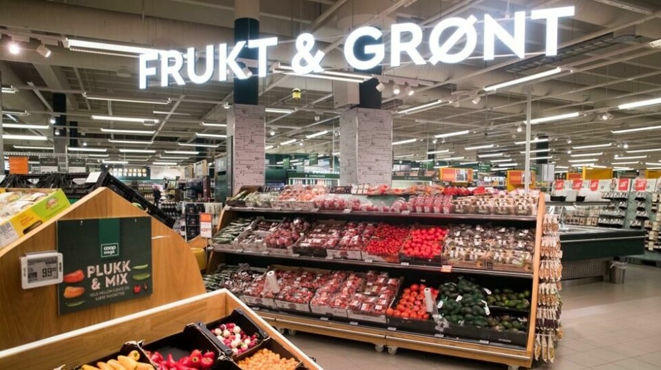 Varer i matbutikkOslo 20191105. Hyller med frukt og grønt på Coop på Skøyen i Oslo. Dagligvarer. Foto: Terje Pedersen / NTB