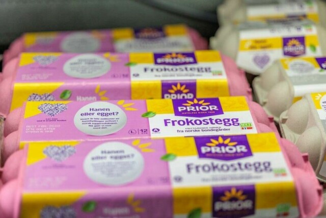 Over 700 tonn med egg med for høyt innhold av vitamin D, som kan være helseskadelig for forbrukere, ble tilbakekalt i februar. Mattilsynet mener Nortura varslet dem for sent om produksjonsfeilen.