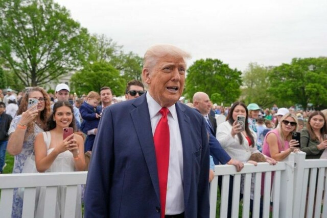 Rundt fire av ti amerikanere – 42 prosent – synes president Donald Trump gjør en god jobb. Det er bedre enn Joe Bidens støtte i det meste av forrige presidentperiode, men færre enn da Trump ble gjeninnsatt i januar.