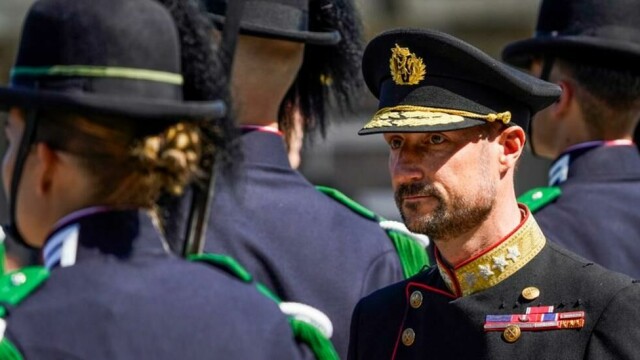 Kronprins Haakon har de siste fire årene hatt ansvaret for å inspisere Garden på Huseby leir i Oslo. Her fra 2023.