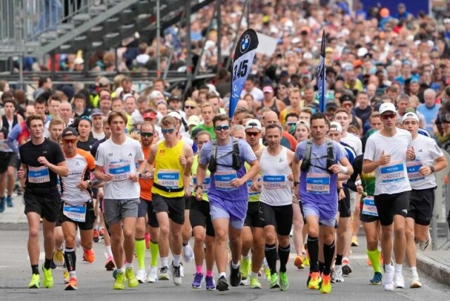 Løpebølgen skylder over Norge. Her fra Oslo maraton i 2024.