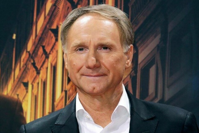 Netflix vant budkrigen om den nye boken til Dan Brown, som skal bli serie hos strømmetjenesten.