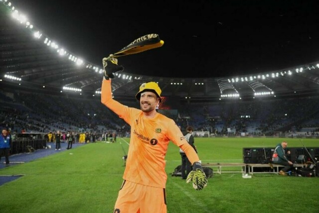 Keeper Nikita Haikin og de andre Bodø/Glimt-spillerne møter Tottenham i europaligaens semifinale.