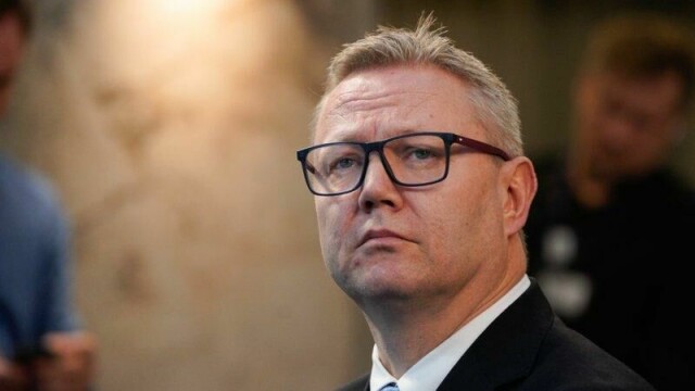 Direktør Arne Christian Haugstøyl i Nasjonal Sikkerhetsmyndighet ber bedrifter ha lav terskel for å melde fra om digitale hendelser.