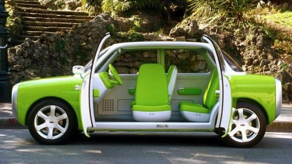 Marc Newson fikk oppdraget å designe en protoyp på en minimalistisk bybil i 1999, og 021C var svaret. Kom aldri i produksjon. Marc Newson fikk oppdraget å designe en protoyp på en minimalistisk bybil i 1999, og 021C var svaret. Kom aldri i produksjon. Foto: Ford
