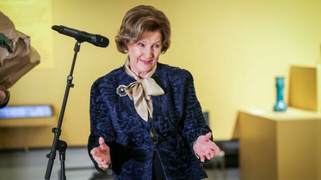 Dronning Sonja er friskmeldt igjen. Her er hun under en utstillingsåpning i februar.