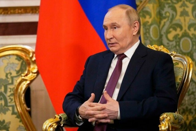 Russlands president Vladimir Putins våpenhvile, som ble kunngjort i slutten av april, har ifølge russiske medier nå trådt i kraft ved inngangen til 8. mai, dagen, som er 80-årsdagen for seieren i andre verdenskrig.