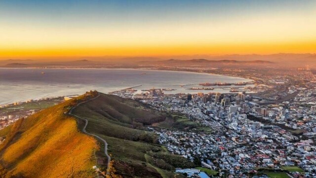 NRK-journalist Ida Titlestad Dahlback deler sine beste tips til sin gamle hjemby, Cape Town.
