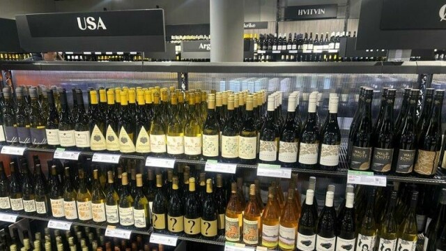 Etter kraftig nedgang i mars viste Vinmonopolets salg av amerikansk vin en svikt på over 18 prosent i årets første kvartal.