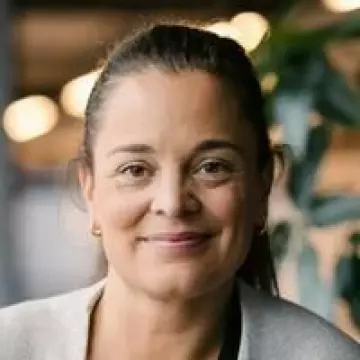 Liv Dingsør 