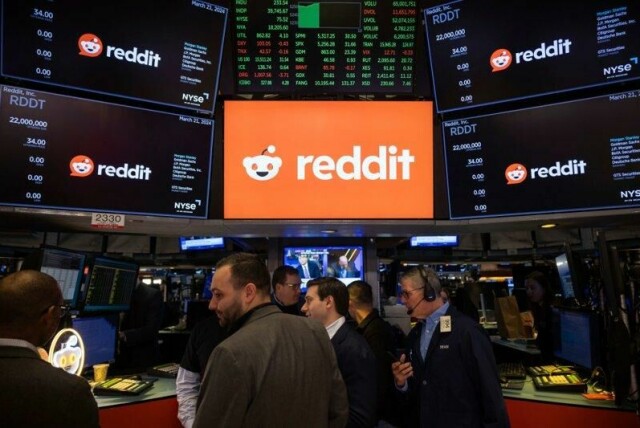 Reddit går til sak mot bruk av innholdet på sidene sine til KI-trening. Her fra en handelsdag på New York-børsen våren 2024.