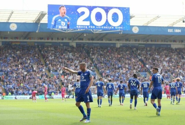 Den engelske fotballklubben Leicester risikerer igjen poengtrekk.