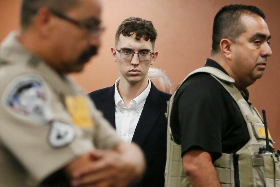 Patrick Crusius var 21 år gammel da han skjøt og drepte 23 mennesker i en butikk nær grensen mellom Texas og Mexico i 2019. Han nektet straffskyld den gangen, men har senere innrømmet skyld for hatkriminalitet. Nå tilbyr påtalemyndigheten i Texas en avtale som kan sikre at han ikke blir dømt til døden, men i stedet må sitte i fengsel resten av livet. Arkivfoto: Briana Sanchez / El Paso Times / AP / NTB