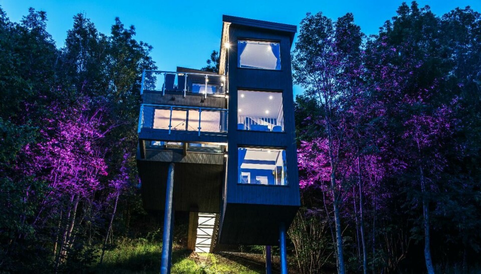 Ferie i Norge: Hva med å prøve en helt unik overnatting? Pamorama lodge i Hardanger er et unike overnattingssted skjermet fra mennesker. Nyt fantastisk utsikt og deilig natur.