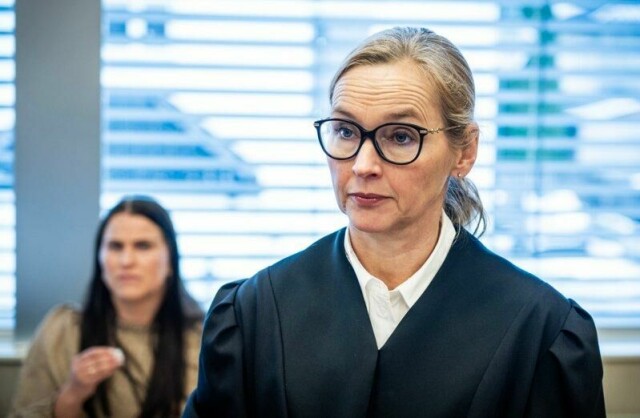 Statsadvokat Vibeke Gjøslien sier at påtalemyndigheten skal gå gjennom dommen i Jonas-saken før de tar stilling til ankespørsmålet.