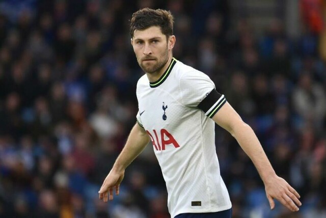 Tottenhams Ben Davies blir værende i Nord-London til 2026.