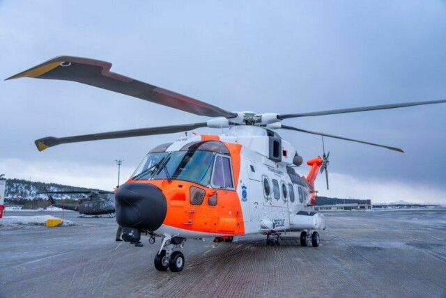 Et Sar Queen-helikopter på flyplassen i Alta i fjor.