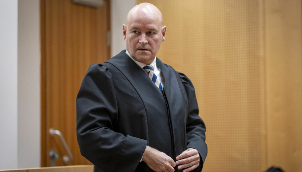 Legens forsvarer Vidar Lind Iversen sier kvinnen føler seg lurt og bedratt av regnskapsføreren, men at de ikke kommer til å anke. Fengselsstraffen kan sones med fotlenke.