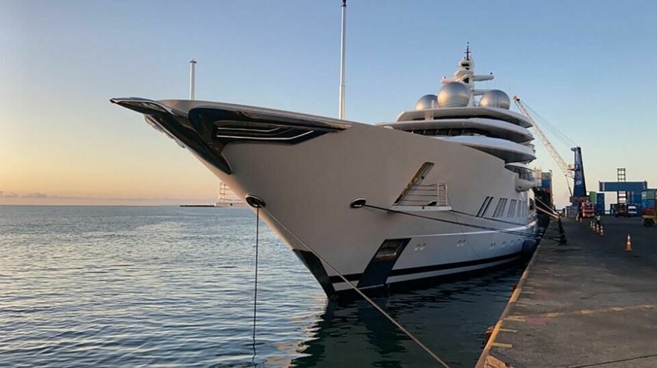 Egget ble funnet på en av de russiske yachtene beslaglagt i San Diego. Bildet viser yachten Amadea som tilhører oligarken Suleiman Kerimov.