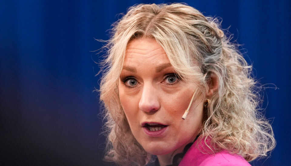 Digitaliserings- og forvaltningsminister Karianne Tung (Ap) er strålende fornøyd med at samarbeidet mot digital svindel har lyktes så godt med å blokkere svindelanrop på telefon. Nå skal arbeidet mot svindelforsøk via internettbaserte meldingstjenester styrkes.