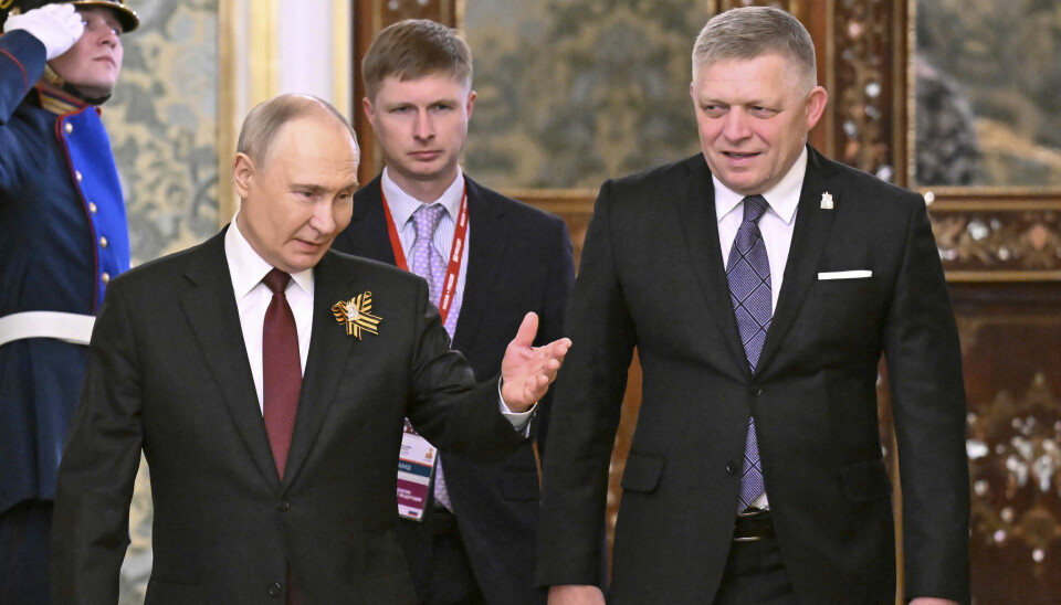 Slovakias statsminister Robert Fico (t.h.) har lenge uttalt at han ønsker å styrke forholdet til Russland. I mai var han i Moskva for Russlands seiersmarkering og møtte da president Vladimir Putin.