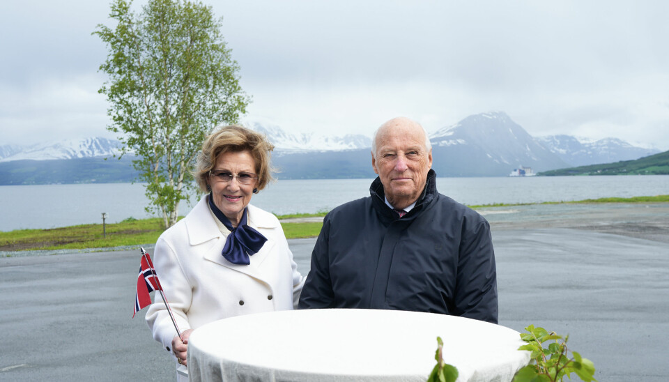 Kong Harald og dronning Sonja besøker onsdag Balsfjord under kongeparets fylkestur til Troms.