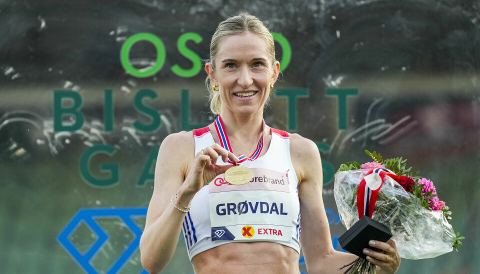 Karoline Bjerkeli Grøvdal etter 10.000-meteren på Bislett onsdag.