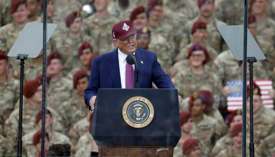 Trump kalte demonstrantene i Los Angeles «dyr» og «en utenlandsk fiende» da han talte under markeringen på Fort Bragg tirsdag.