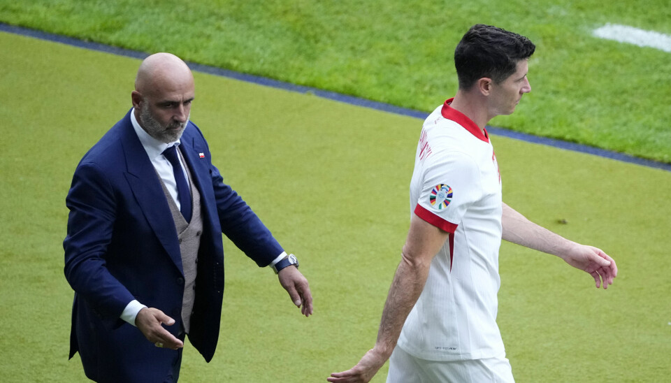 Michal Probierz med Robert Lewandowski under Polens EM-skuffelse i 2024.